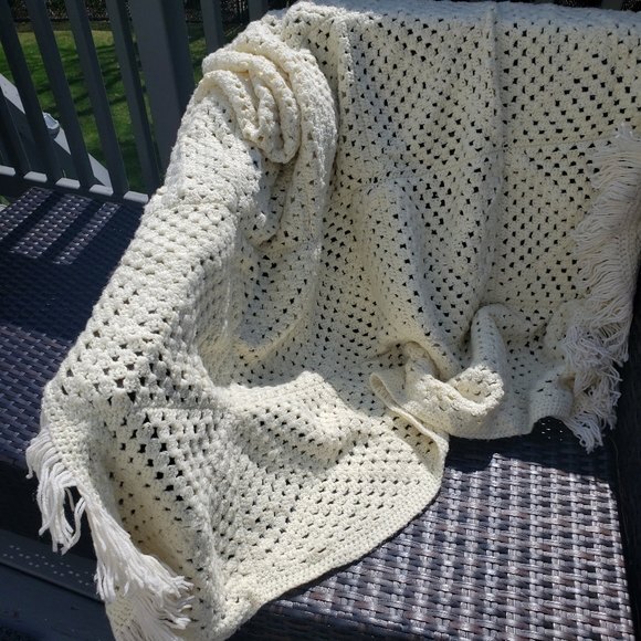 Afghan Hand-made Crocheted Off-White Open Weave 45 x 69 with Tassels